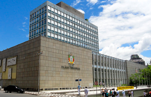 CCJ da Assembleia Legislativa do RS rejeita requerimento para suspender decretos que cortam parte de incentivos fiscais - 