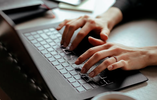 Aprovado por Comissão projeto que prevê veiculação pela internet de aviso sobre contribuição sindical - 