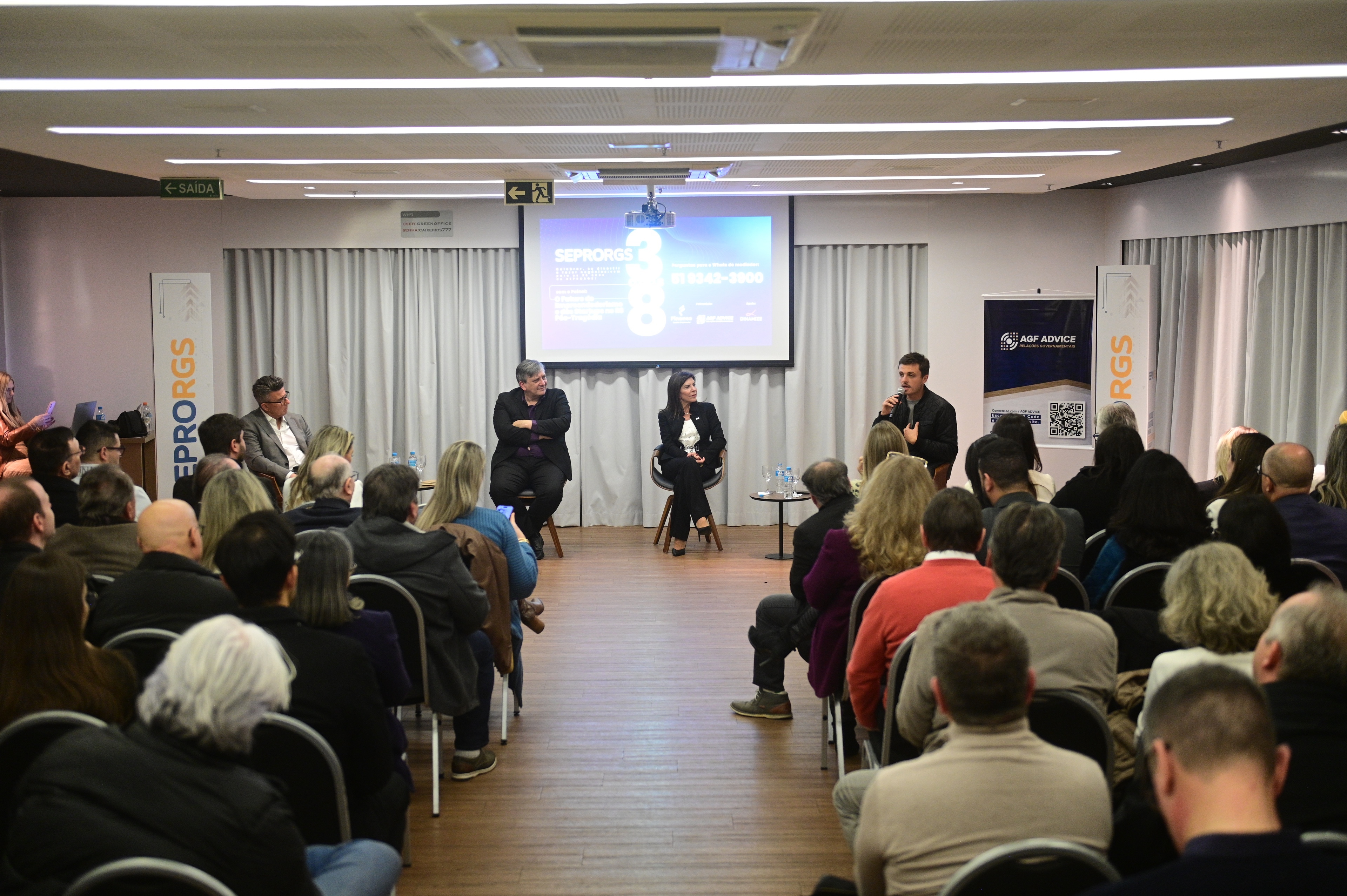 Painel de 38 anos do SEPRORGS debateu o futuro das startups, o cenário econômico e a retomada do crescimento no RS pós-cheias  - 